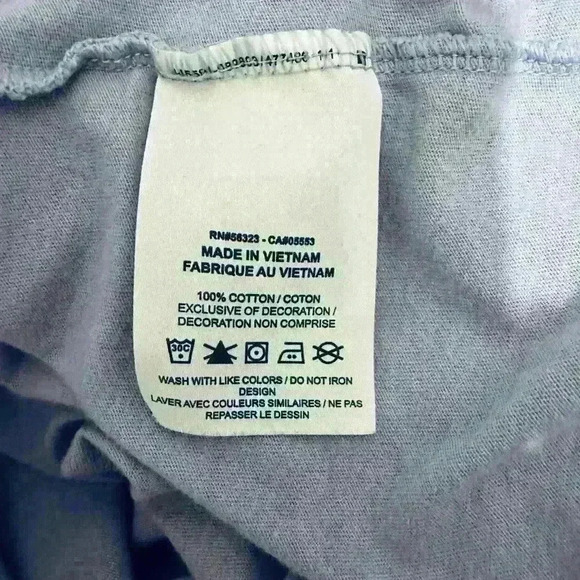 Nike The Nike Tee Loose Fit, Girls Youth Size XL, Lavender with Embroidered Logo - Picture 8 of 11